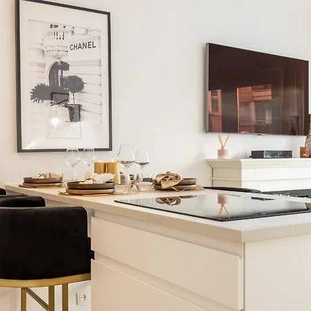 Stylish With Cosy Fireplace At 100 Meters From The Sea Apartment Knokke-Heist